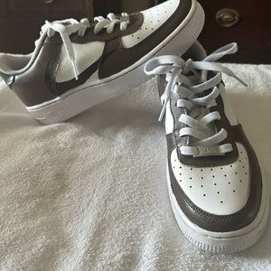 Nike Air AFI Brown And White Sneakers